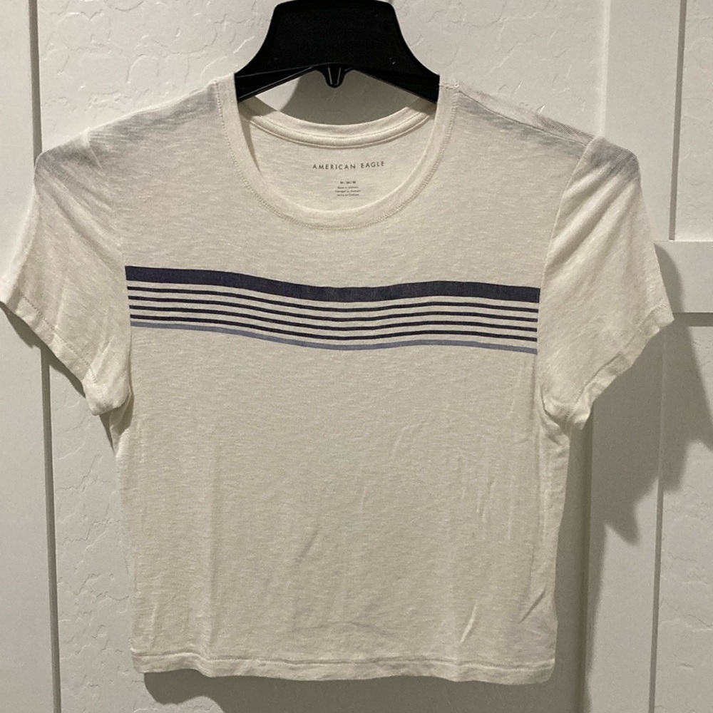 American eagle women’s cropped baby tee